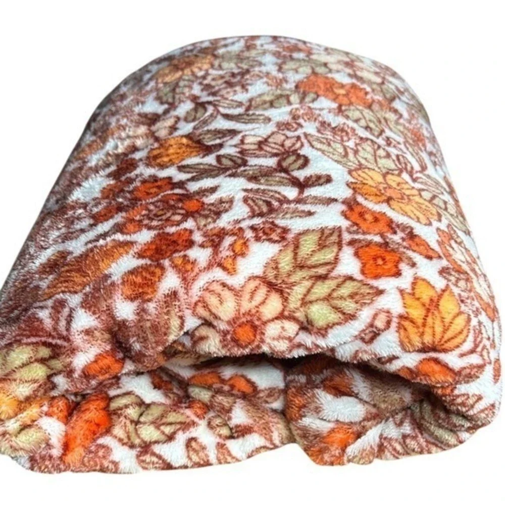 Autumn Floral Retro Orange 5x6 ft Oversized Fall Throw Blanket The Big One NEW